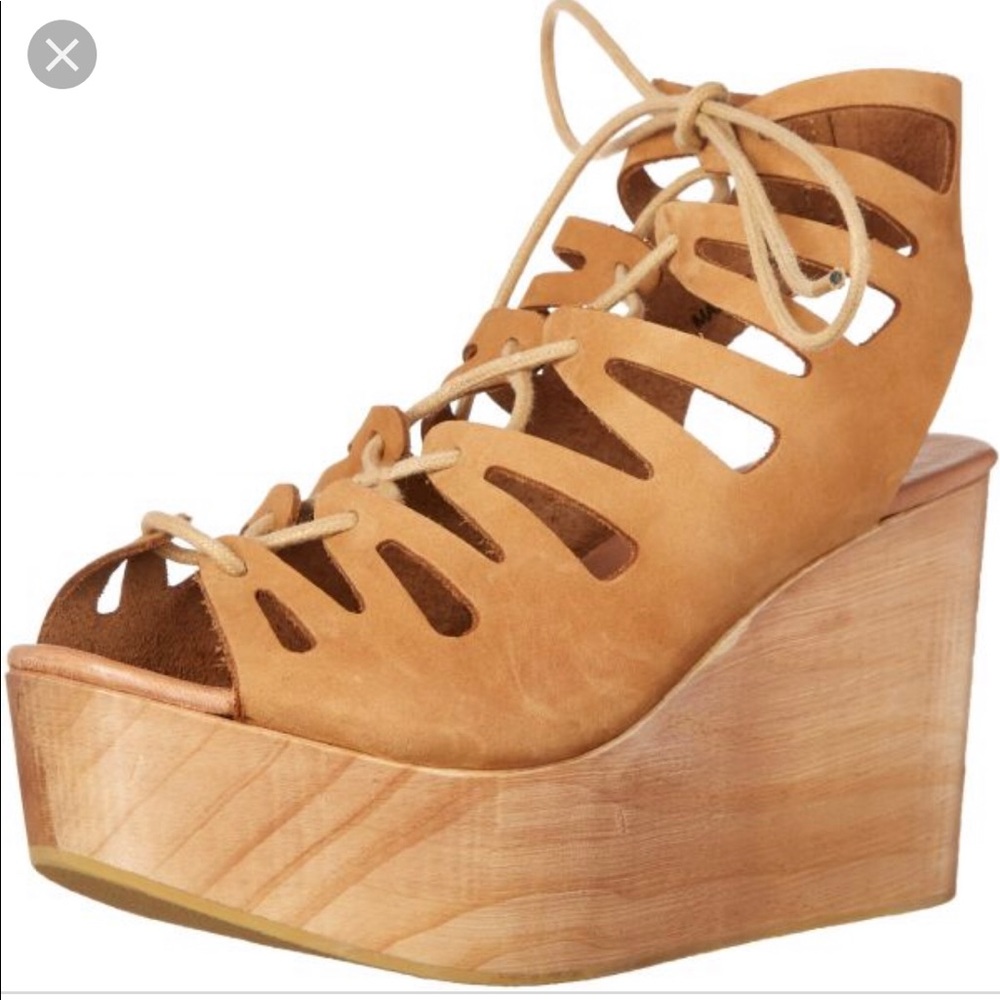 Tan wrap wedges